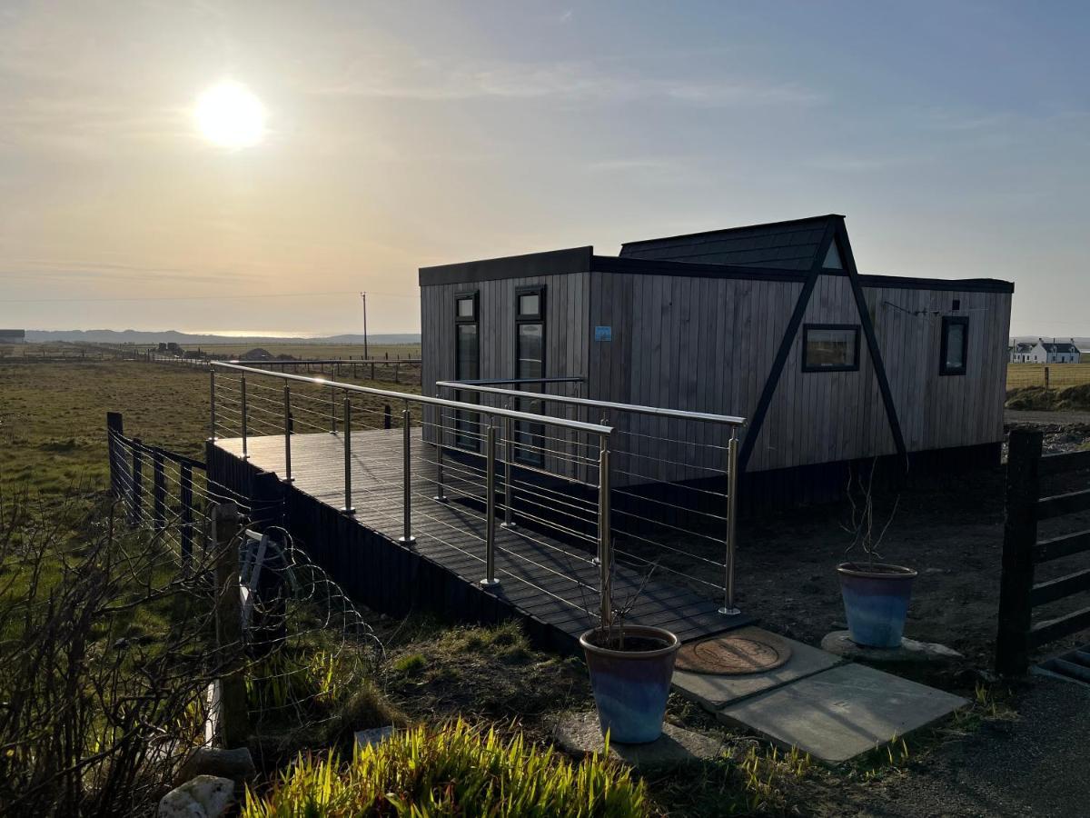 Seas The Day - Self Catering Lodge North Uist Paible Buitenkant foto