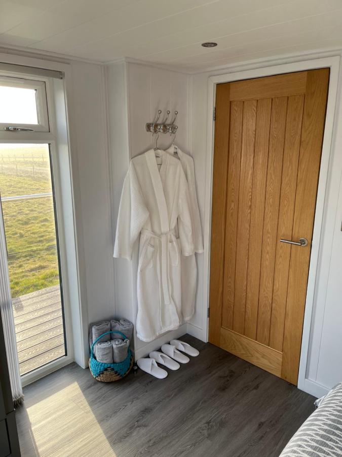 Seas The Day - Self Catering Lodge North Uist Paible Buitenkant foto