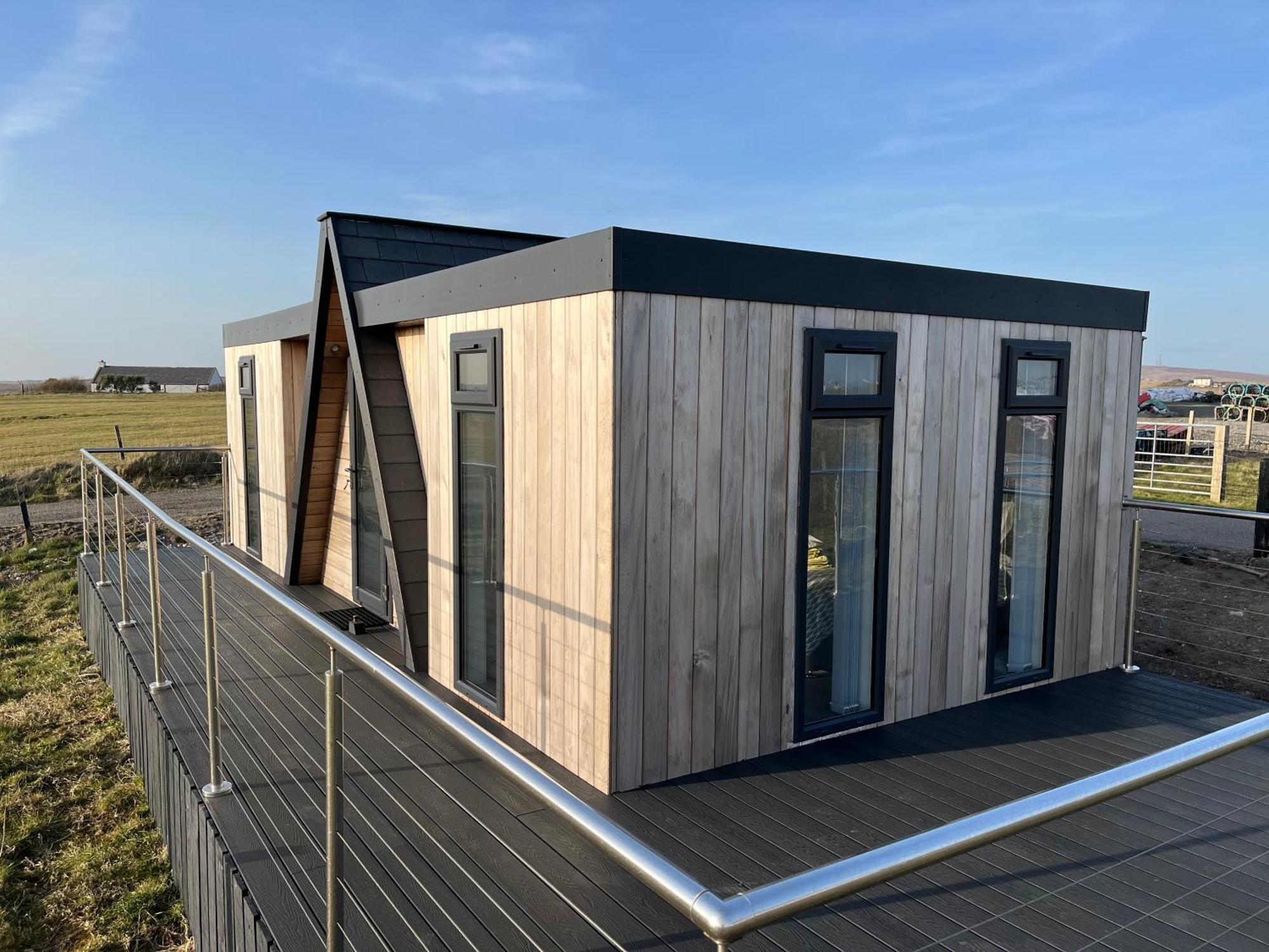Seas The Day - Self Catering Lodge North Uist Paible Buitenkant foto